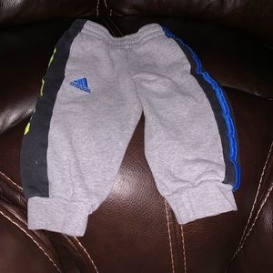 Boys Adidas Joggers/Sweatpants